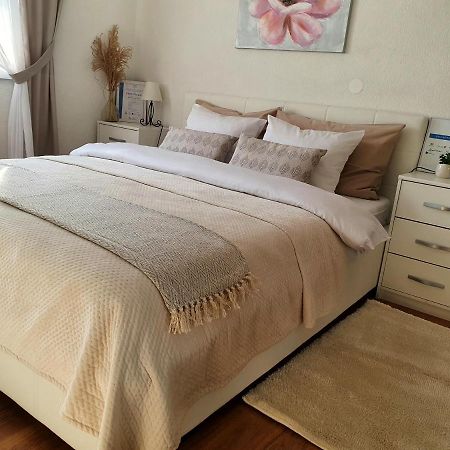 Apartman Sofia Otočac Εξωτερικό φωτογραφία