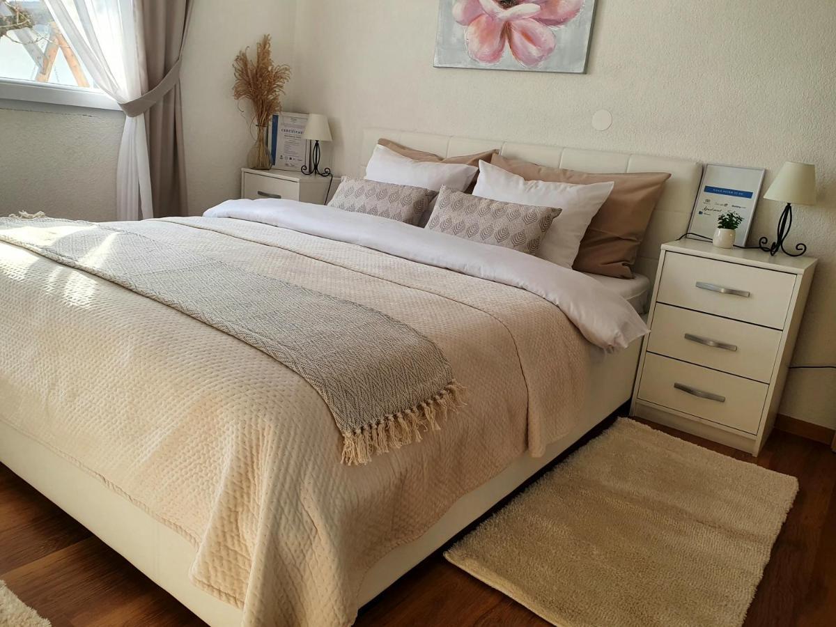 Apartman Sofia Otočac Εξωτερικό φωτογραφία