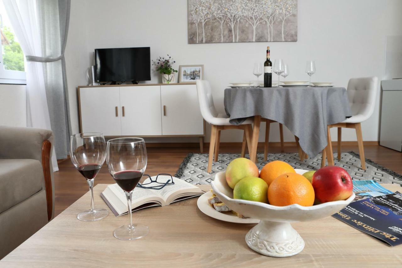 Apartman Sofia Otočac Εξωτερικό φωτογραφία